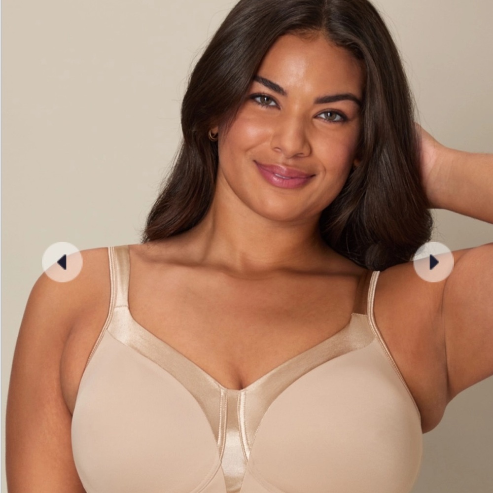 Playtex 18 Hour silky soft smoothing cool & breathable wireless bra